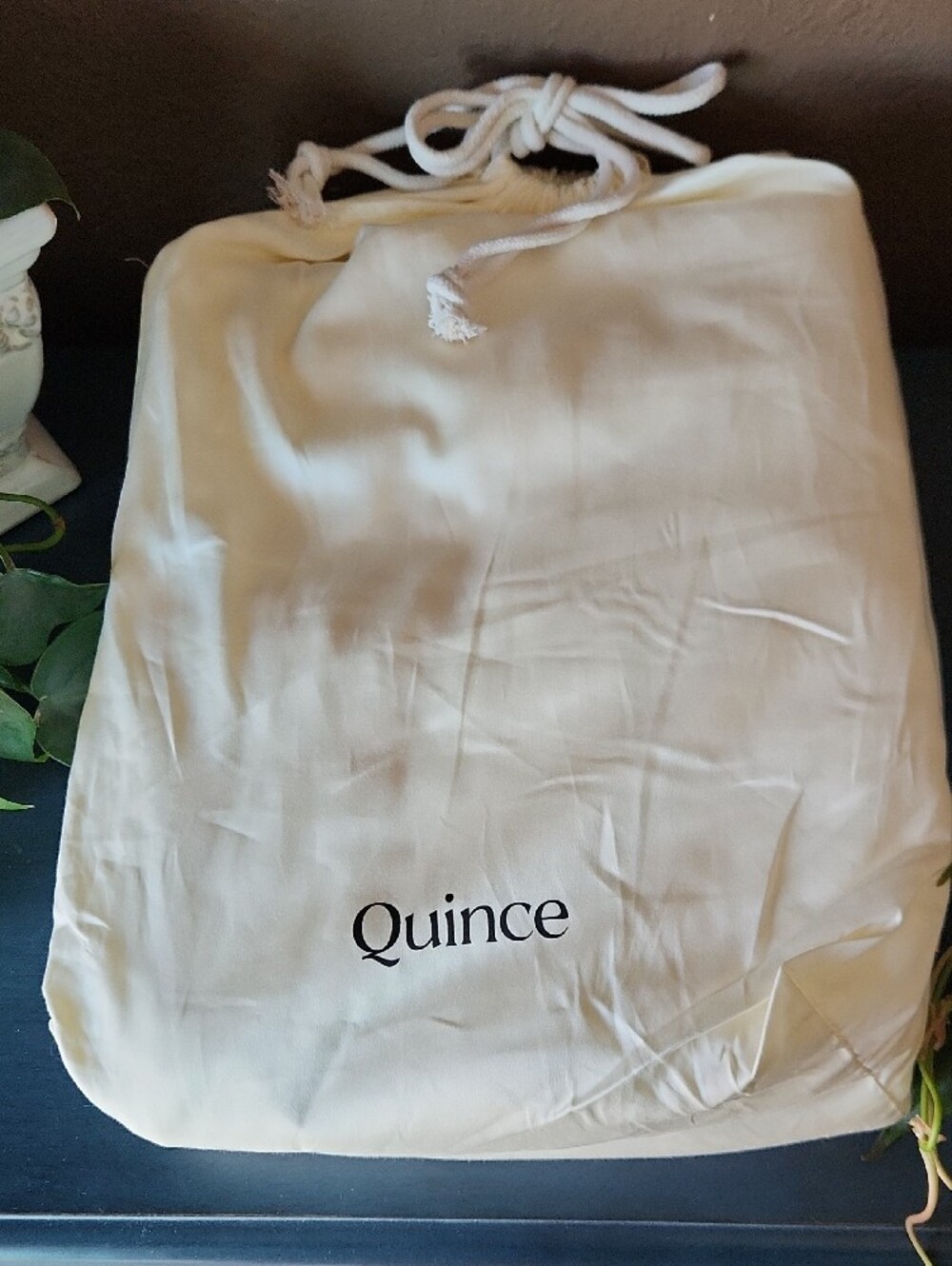 Quince Signature Giza Cotton Sateen Sheet Set, Ivory, NEW Open Box